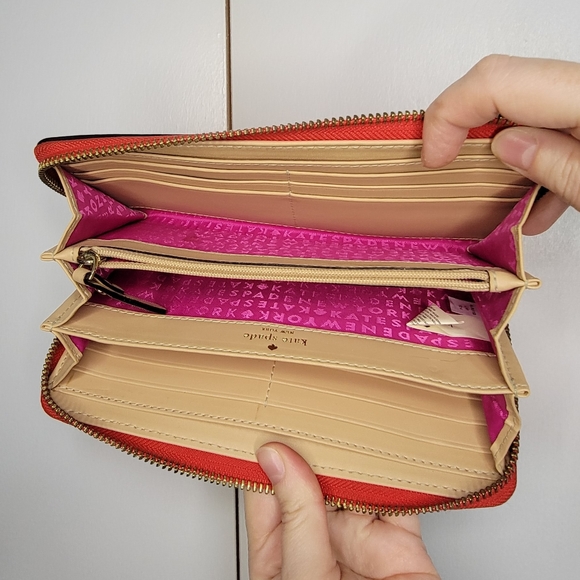 Kate Spade Red Wallet - Picture 4 of 5